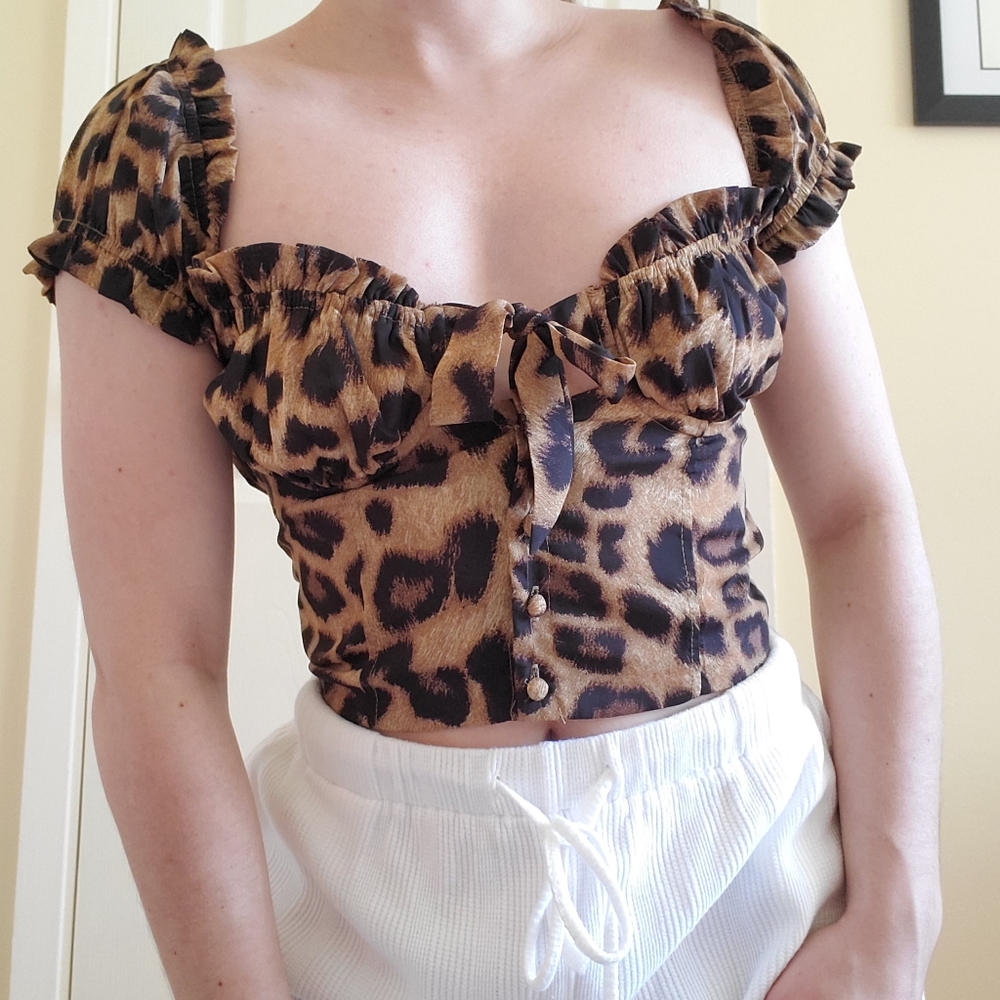 Princess Polly Leopard Ziva Crop Top s. 4